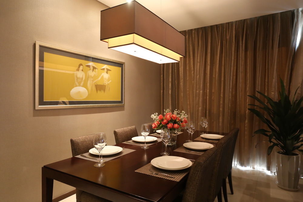 Oakwood Residence Funder Чънду Екстериор снимка