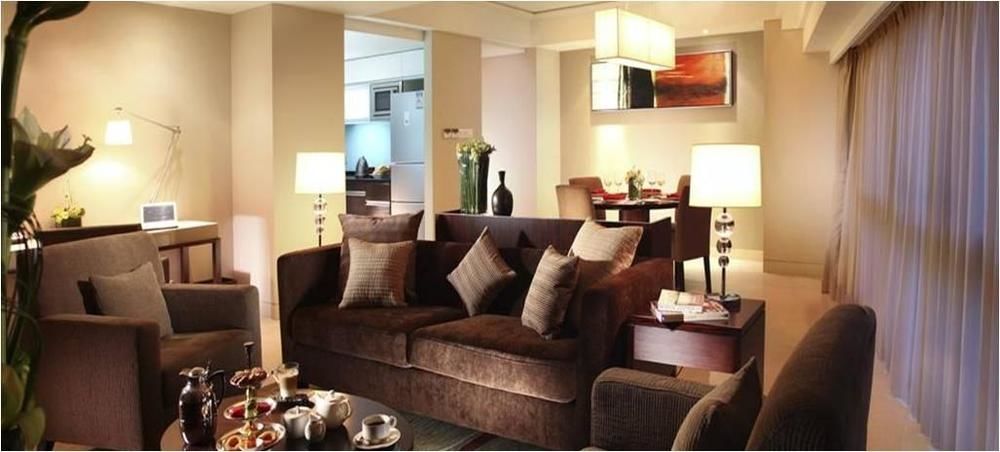 Oakwood Residence Funder Чънду Екстериор снимка