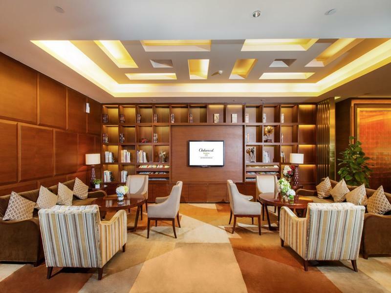 Oakwood Residence Funder Чънду Екстериор снимка